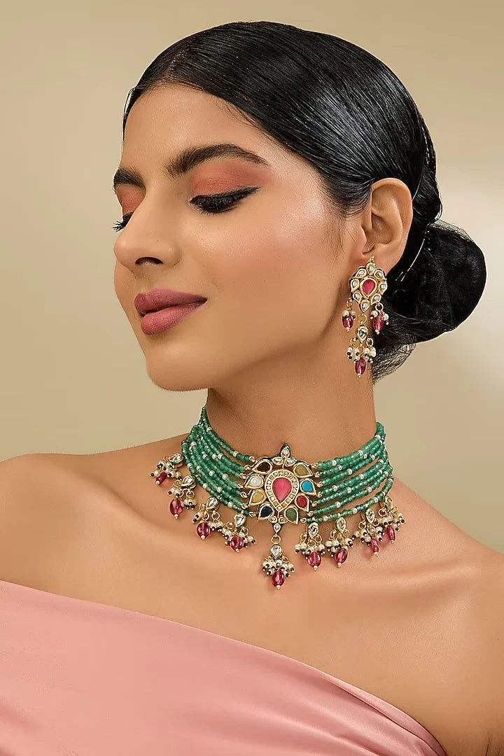 Rent Navrattan Green String Choker Set