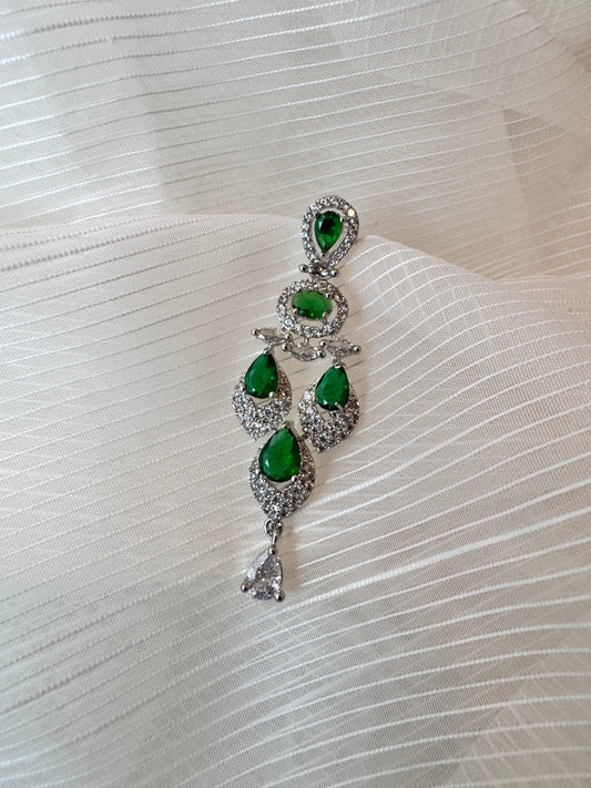 Rent Pearl Drop Earrings - Couture Encore