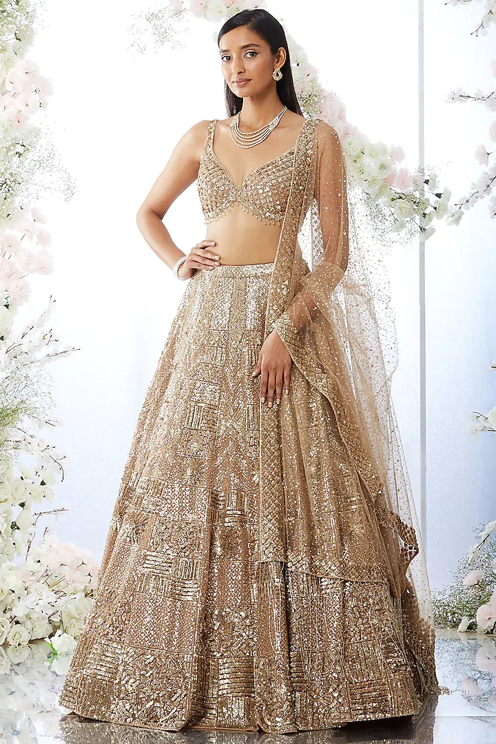 Bridal Lehenga on Rent | Seema Gujral | Sabyasachi