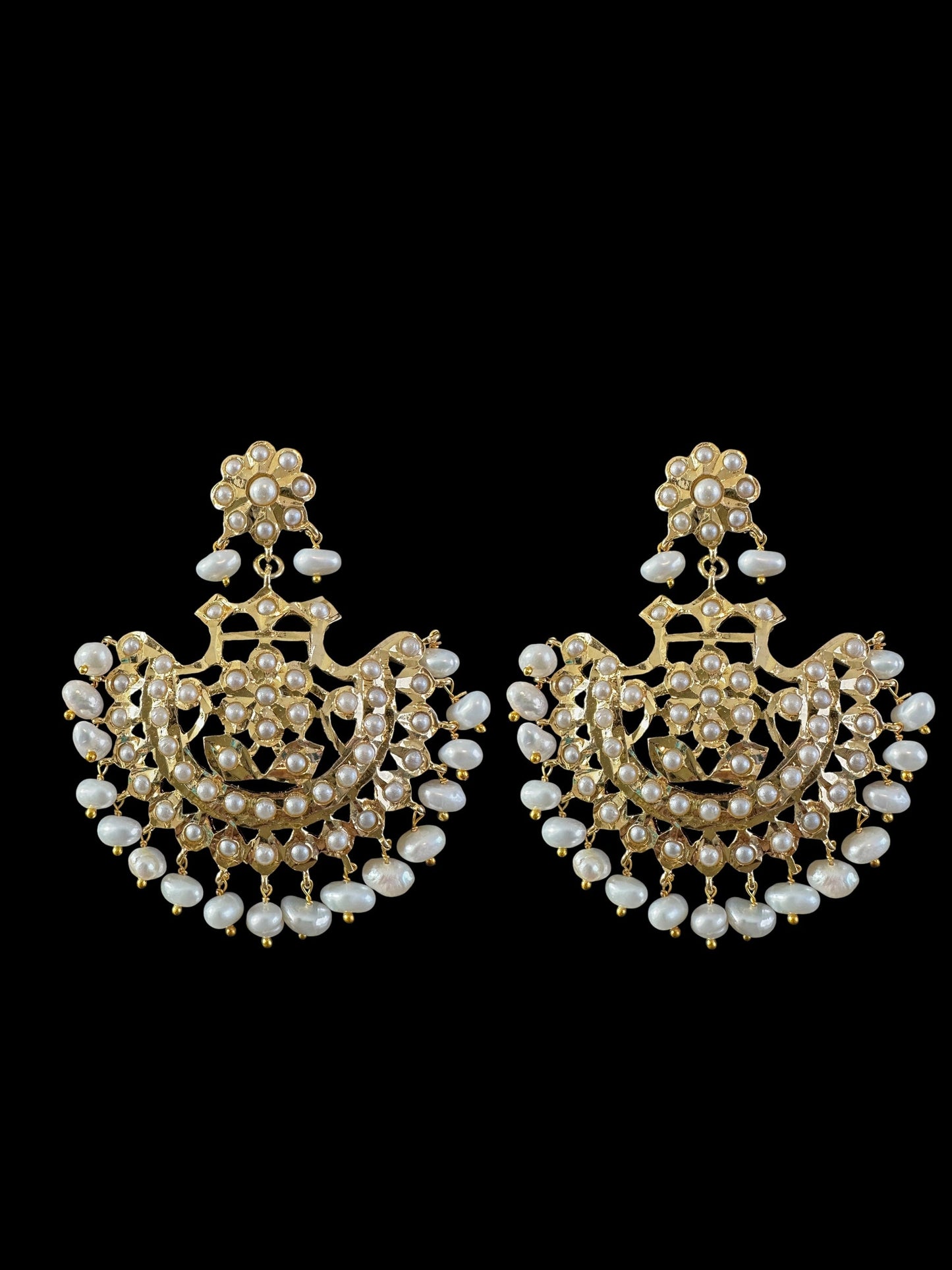 DJET79 Saha chandbali tika in fresh water pearls ( READY TO SHIP )