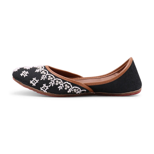 Roshan - Black Jutti