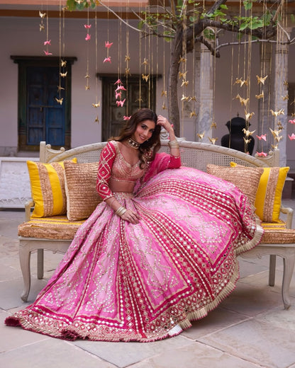 Rent Abhinav Mishra Lehenga