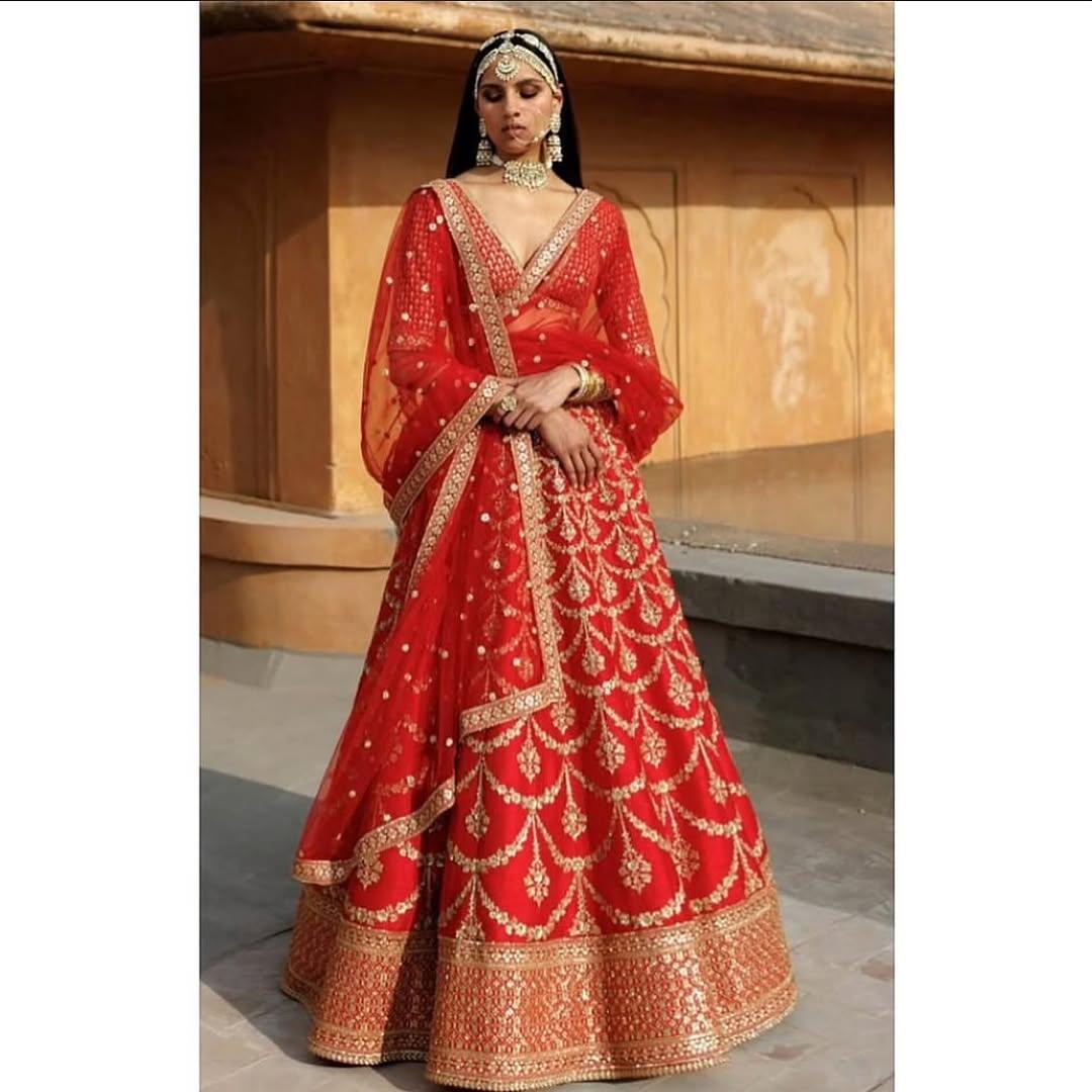 Rent Sabyasachi Bridal Lehenga - Couture Encore