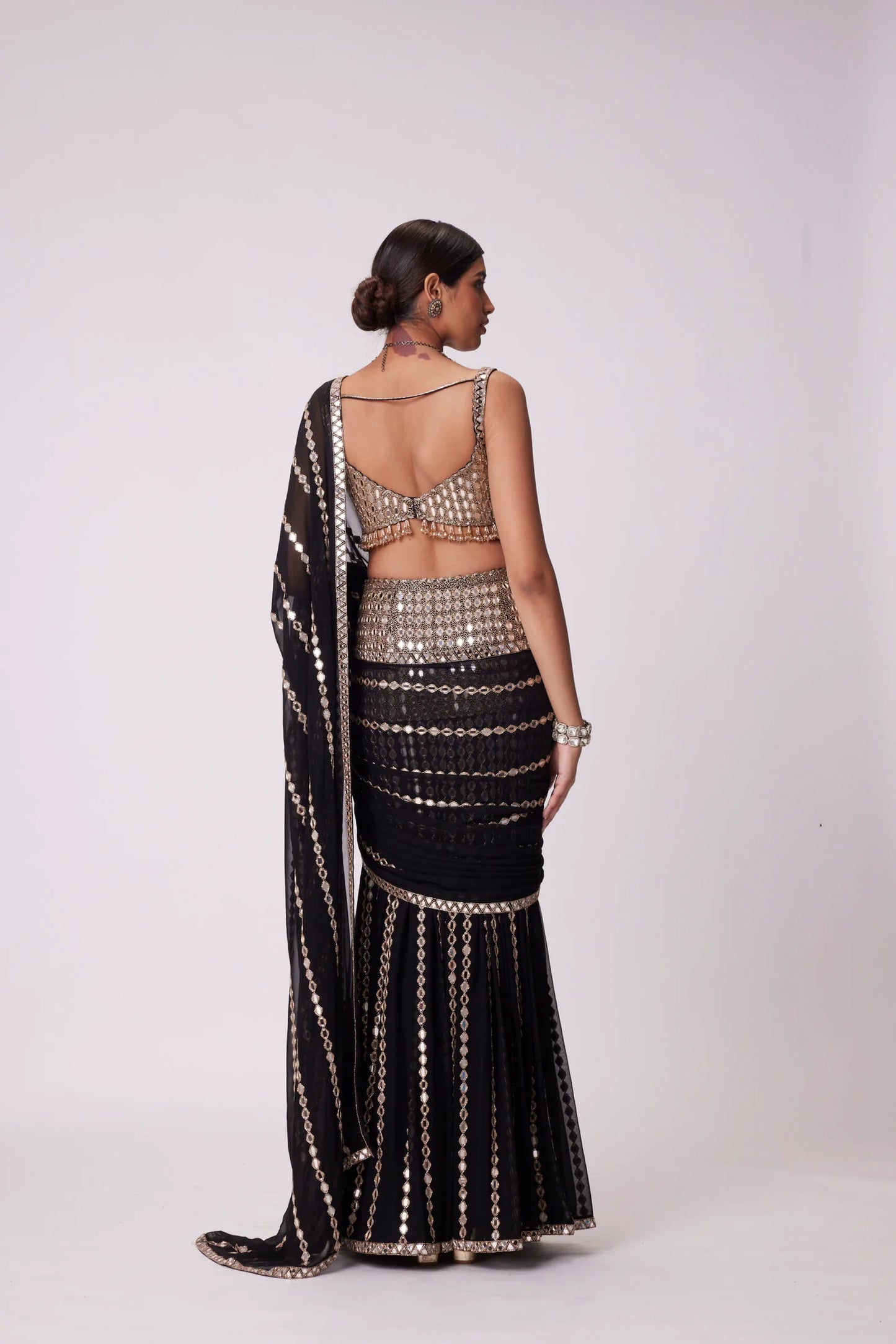 Rent Vani Vats Black Pre Draped Hand Embroidered Saree Set