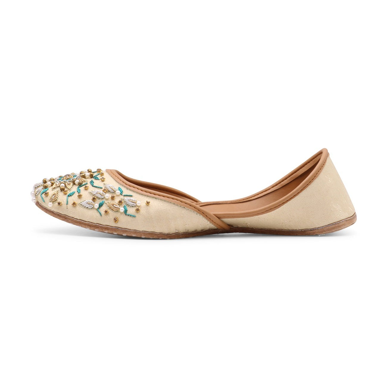 Qila - Beige Jutti