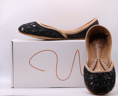 Jhalak - Black Jutti