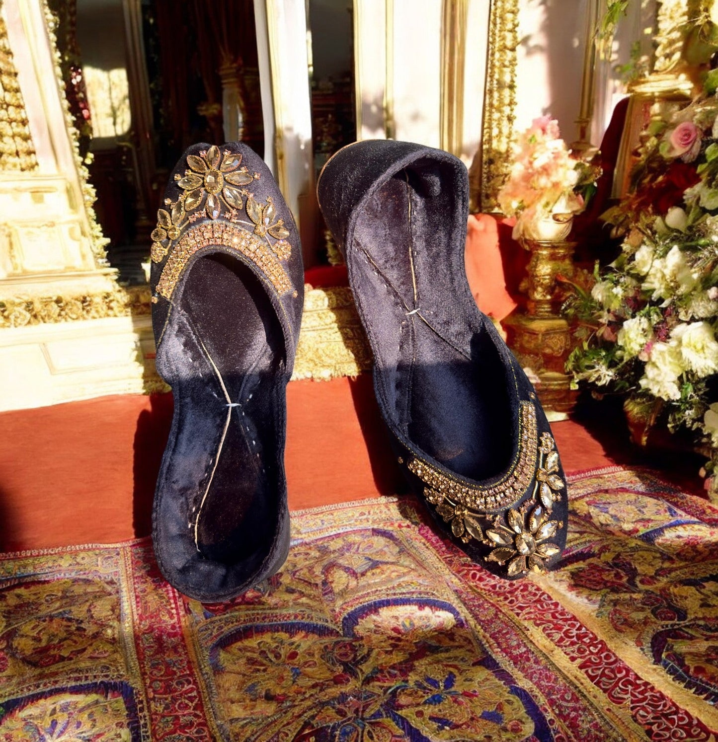 Maharani - Black Jutti