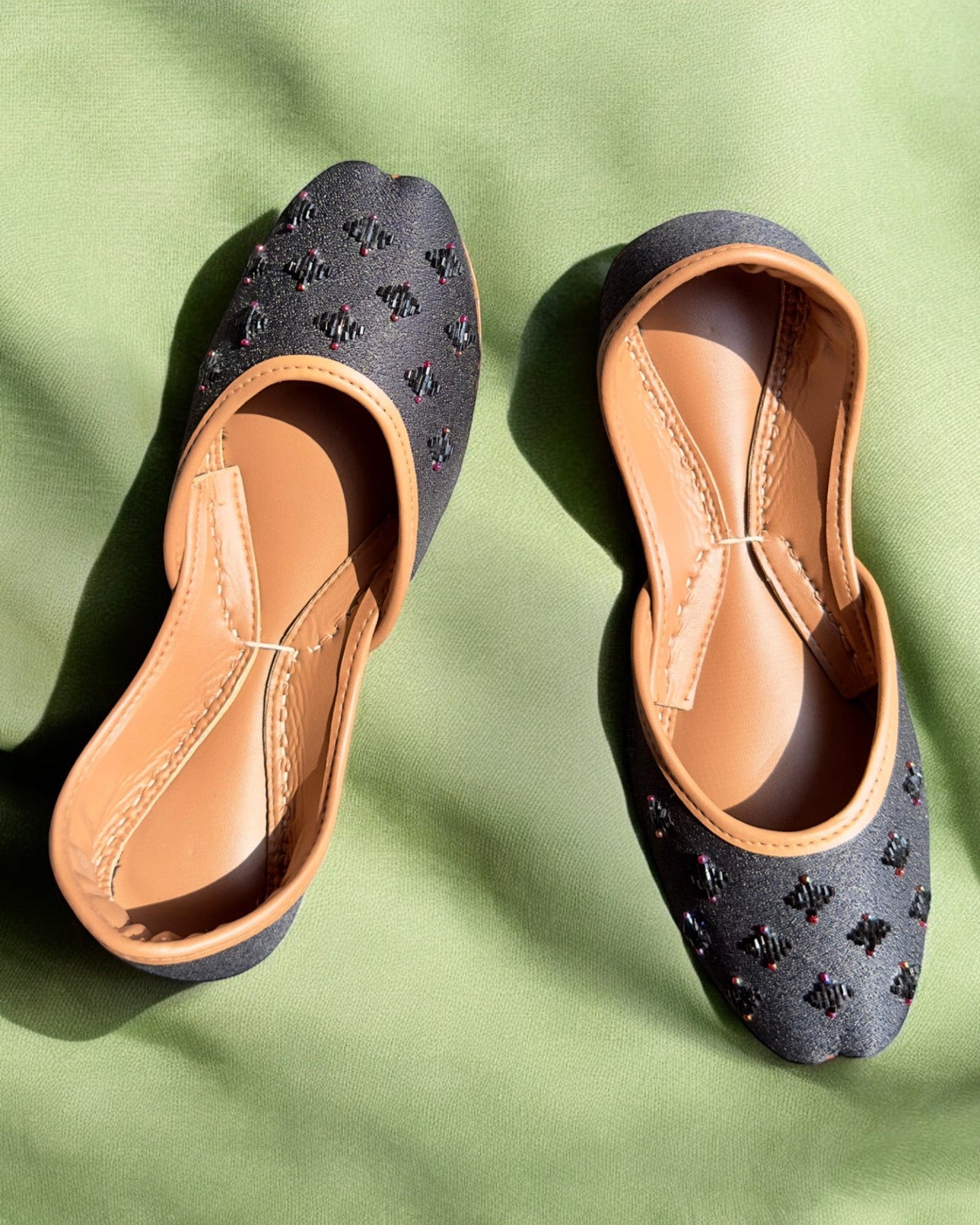 Nawabi - Black Jutti