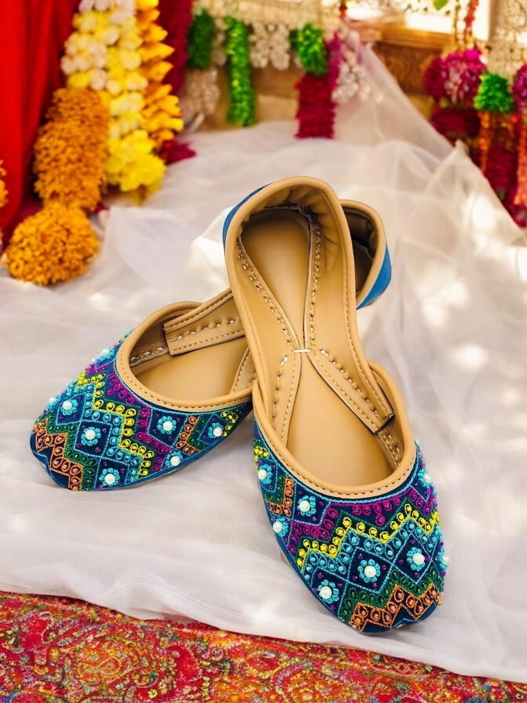 Gulzar - Multi Color Jutti