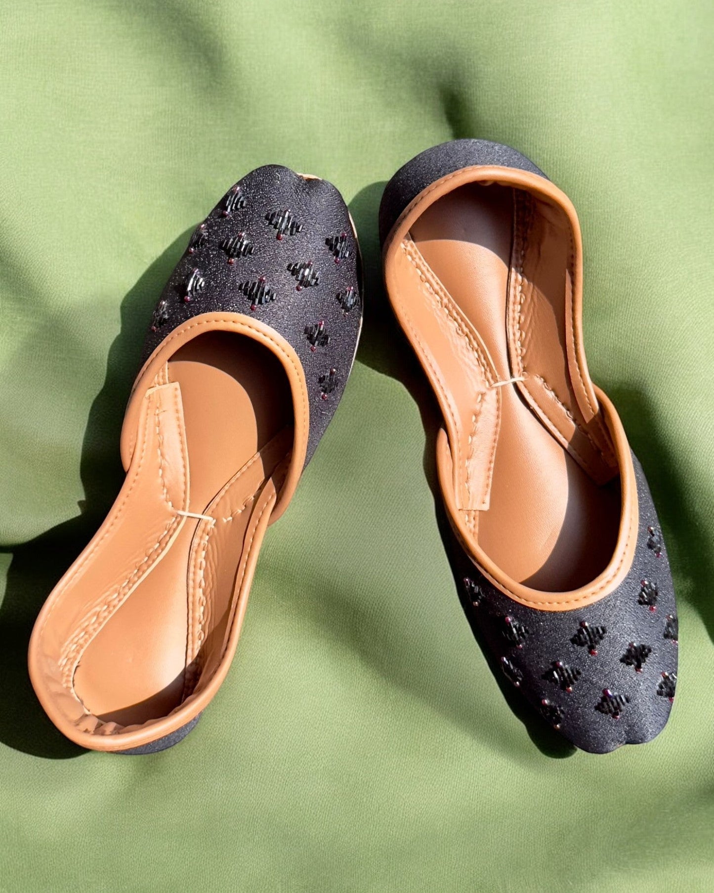 Nawabi - Black Jutti