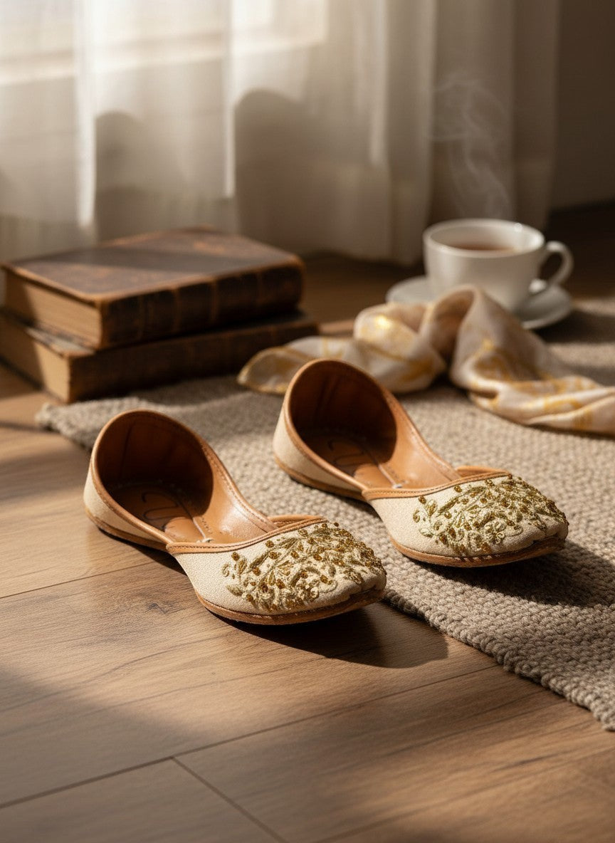 Disha - Beige Jutti