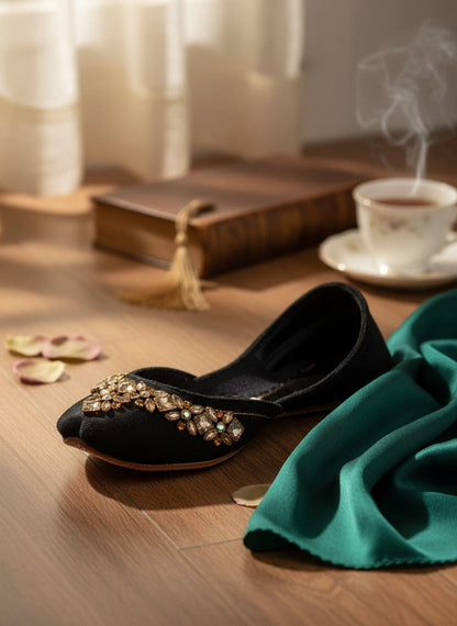Aarya - Black Jutti