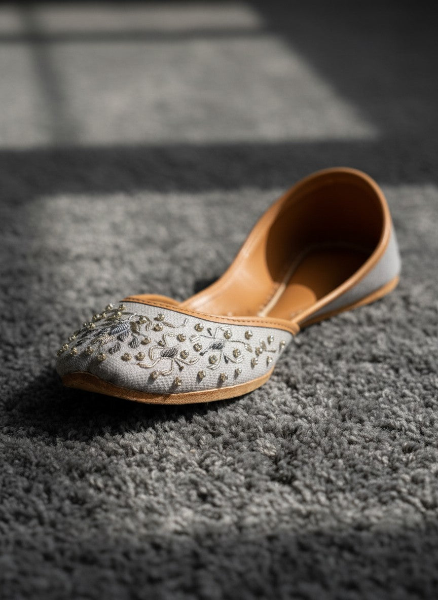 Riwa - Gray Jutti
