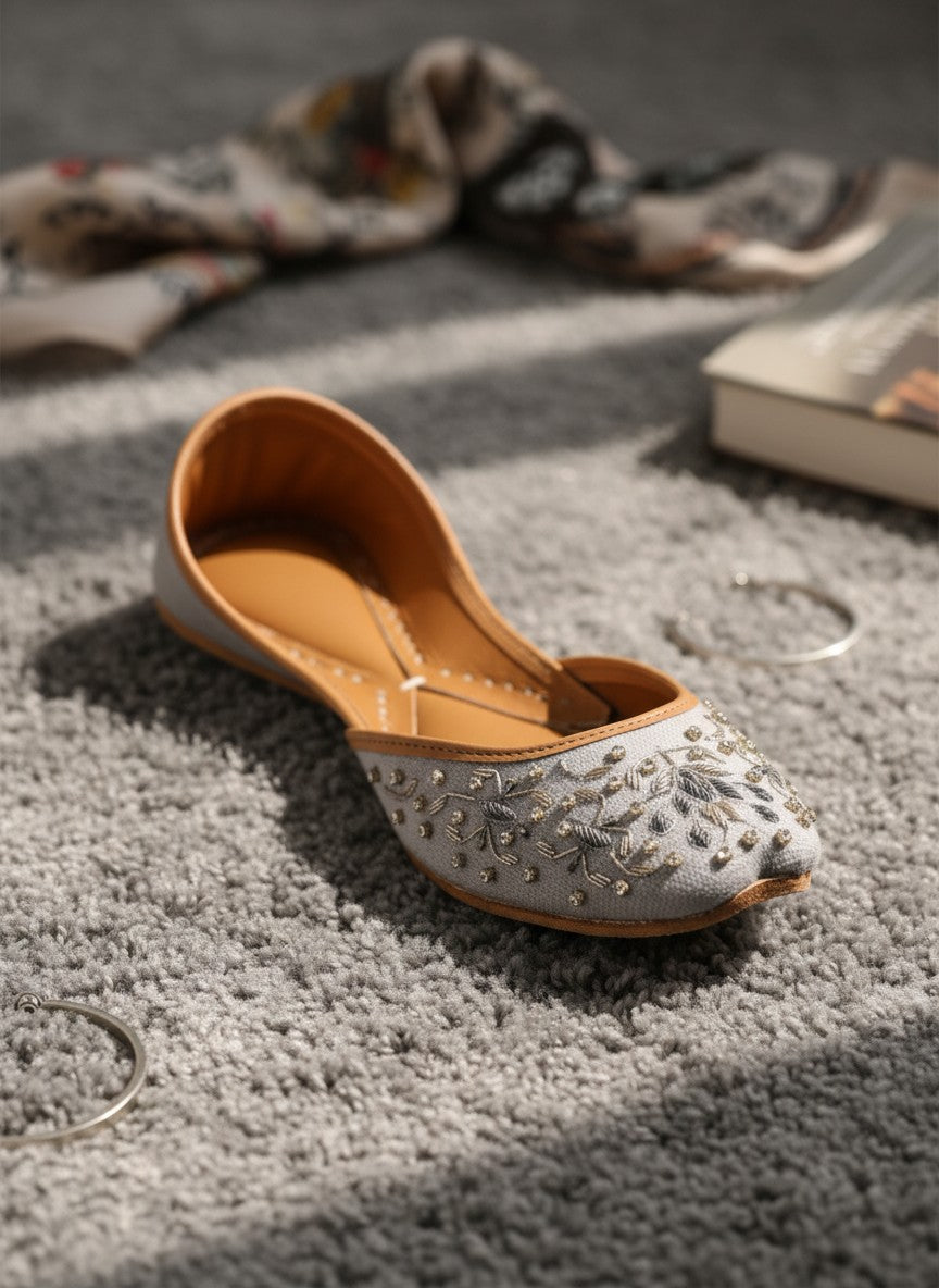 Riwa - Gray Jutti
