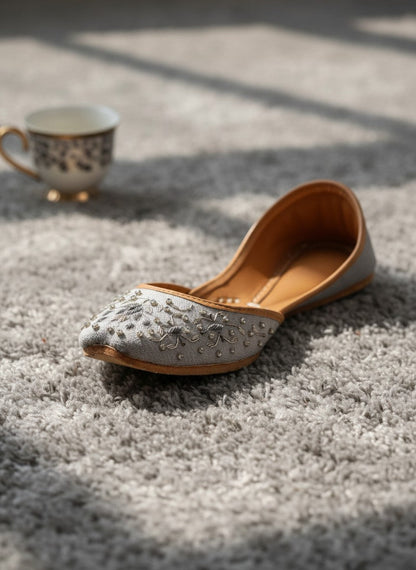 Riwa - Gray Jutti