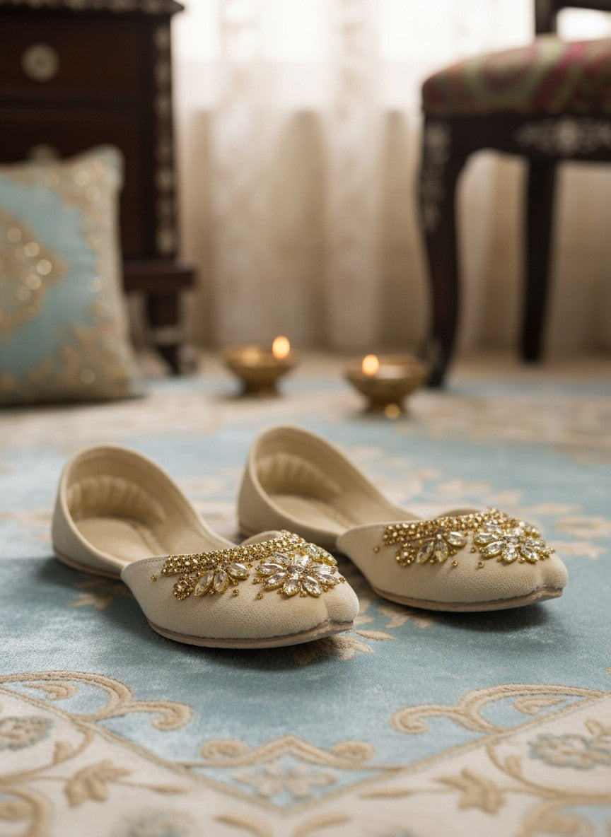 Maharani - Cream Jutti