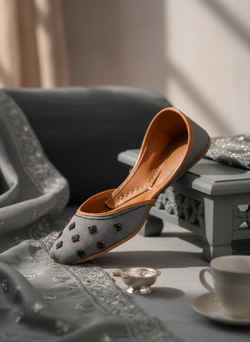 Nawabi - Grey Jutti