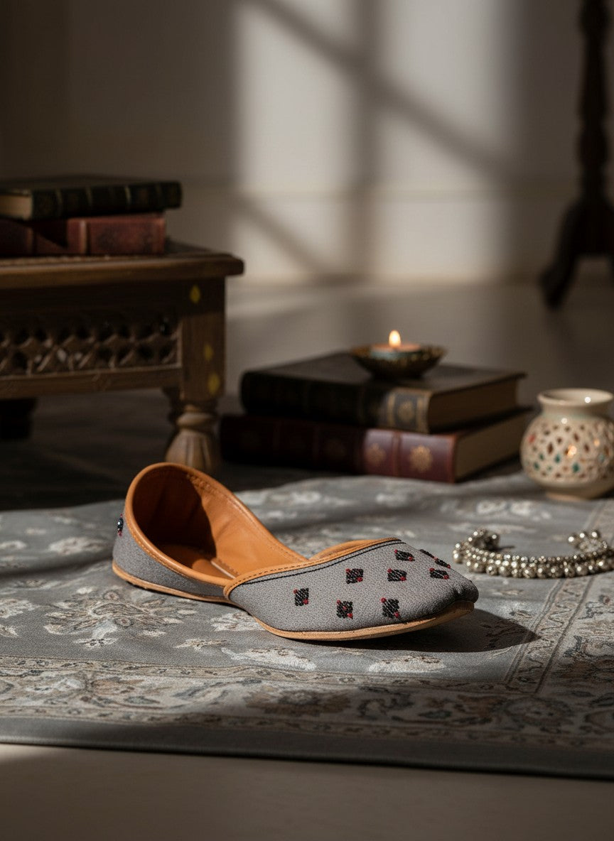 Nawabi - Grey Jutti
