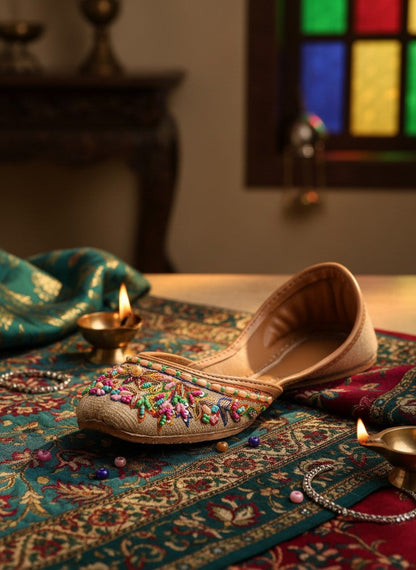 Sartaj - Beige Jutti