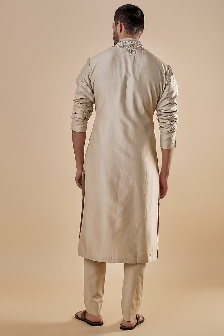 jayanti-reddy-men-beige-silk-embroidered-kurta-set